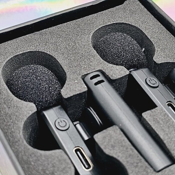 Wireless Lavalier Microphone Set for iPhone - Picture 11 of 11